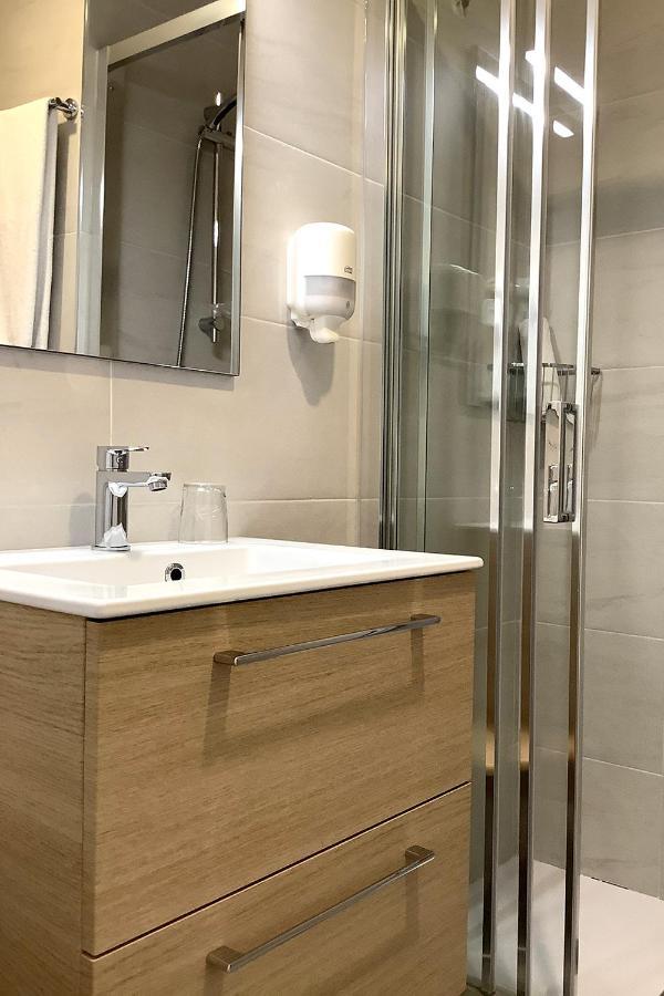 Pension Donostiarra ซานเซบาสเตียน ภายนอก รูปภาพ