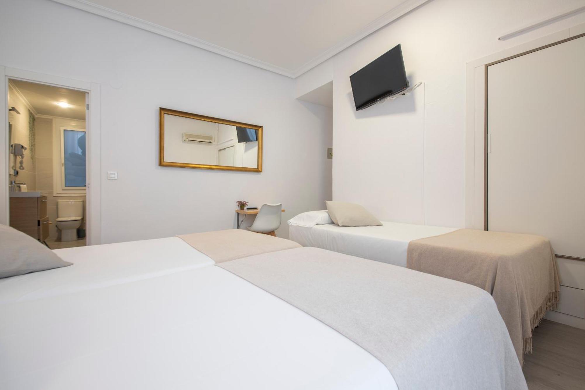 Pension Donostiarra ซานเซบาสเตียน ภายนอก รูปภาพ