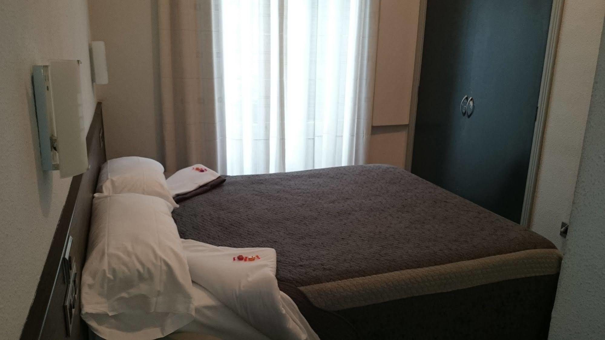 Pension Donostiarra ซานเซบาสเตียน ภายนอก รูปภาพ